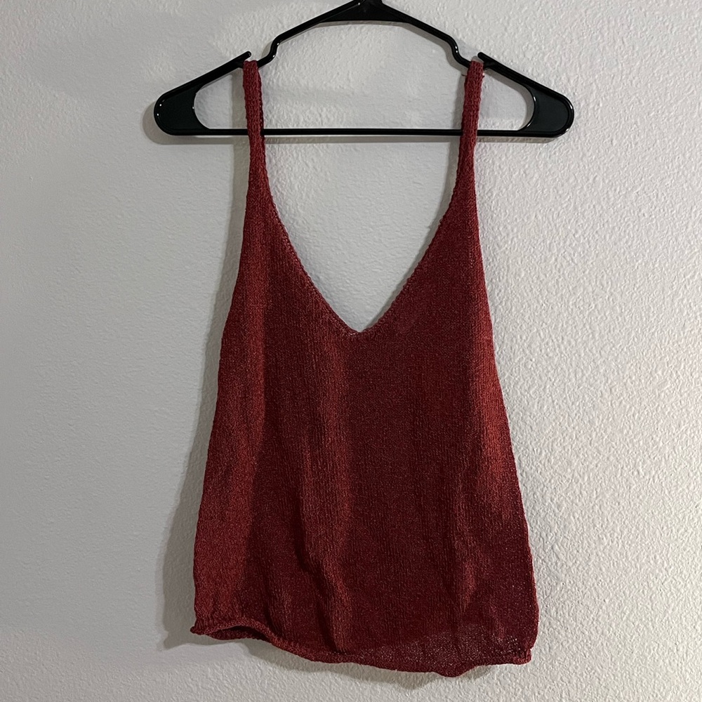 Red tank top ( women’s xs/s)